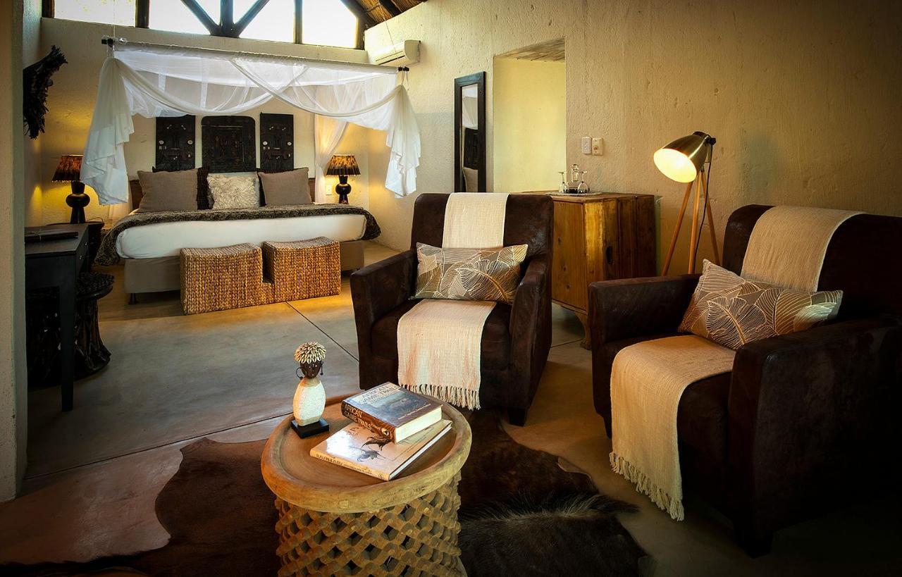 Pondoro Game Lodge - All Inclusive Balule Game Reserve Esterno foto